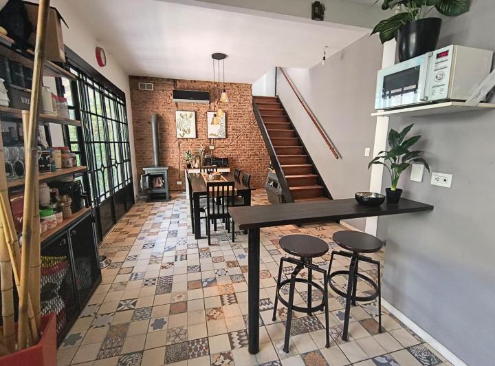 Casa · 144m² · 5 Ambientes