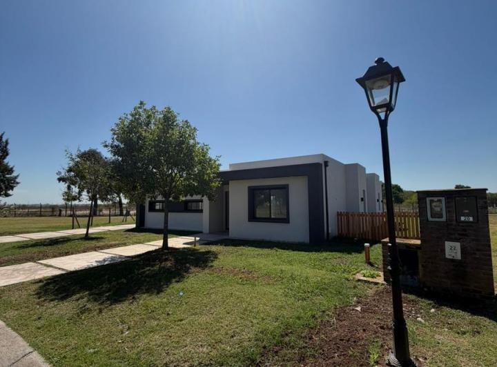 Casa · 173m² · 4 Ambientes · 1 Cochera