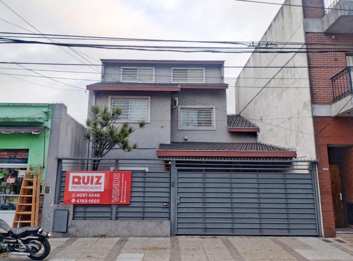 Casa · 155m² · 4 Ambientes · 1 Cochera