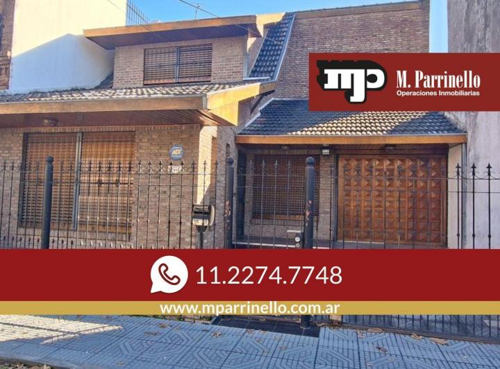 Casa · 153m² · 4 Ambientes · 2 Cocheras
