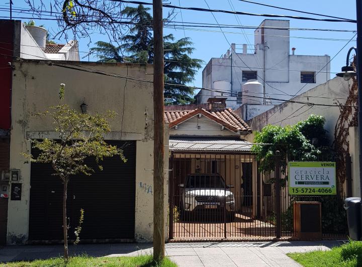 Casa · 128m² · 4 Ambientes · 2 Cocheras
