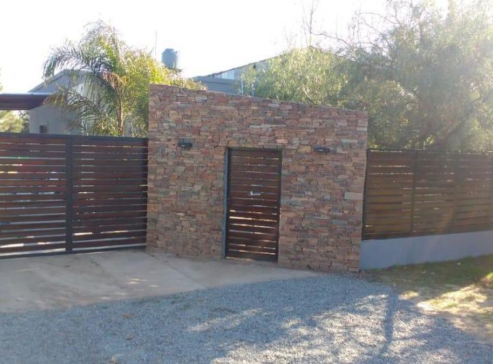Casa · 85m² · 3 Ambientes · 1 Cochera