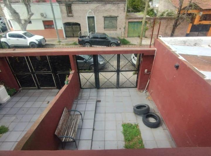 Casa · 110m² · 4 Ambientes · 1 Cochera