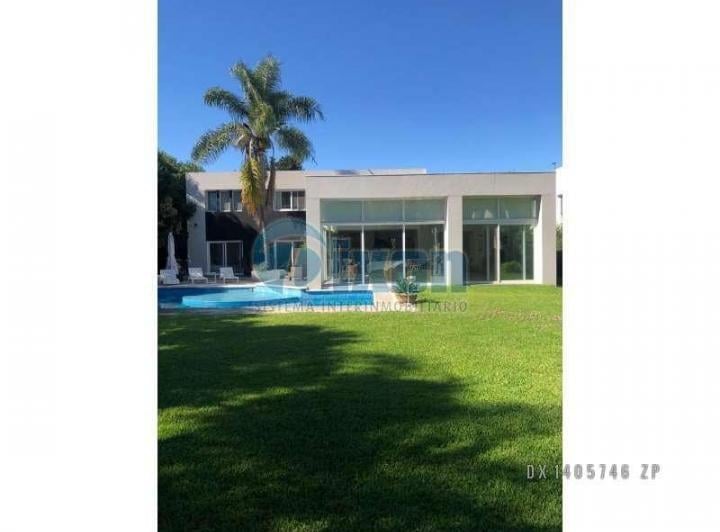Casa · 480m² · 4 Ambientes