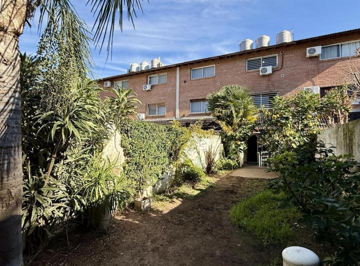 Casa · 171m² · 4 Ambientes · 1 Cochera