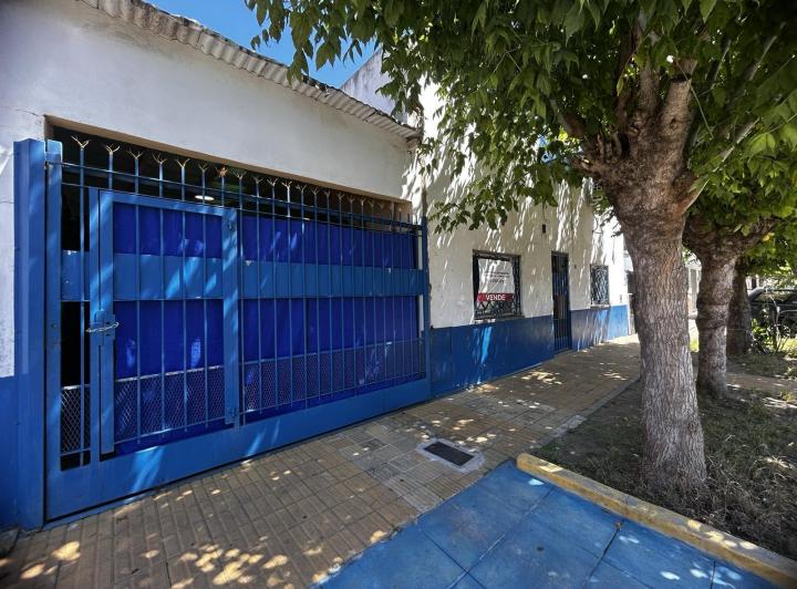 Casa · 100m² · 3 Ambientes · 2 Cocheras