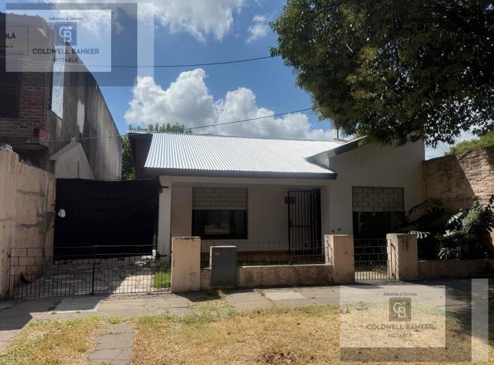 Casa · 100m² · 4 Ambientes · 1 Cochera