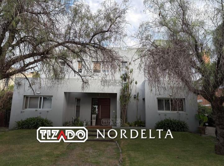 Casa · 206m² · 6 Ambientes