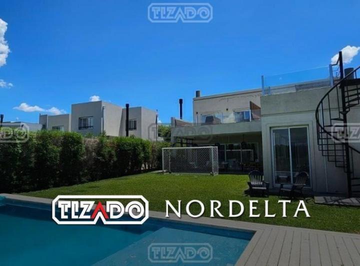 Casa · 278m² · 4 Ambientes · 1 Cochera