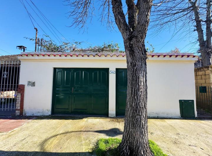 Casa · 90m² · 3 Ambientes · 1 Cochera