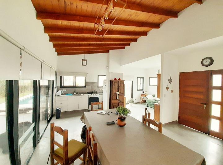 Casa · 120m² · 4 Ambientes · 2 Cocheras