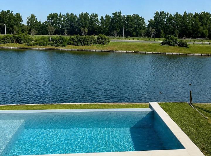 Casa · 350m² · 6 Ambientes · 4 Cocheras