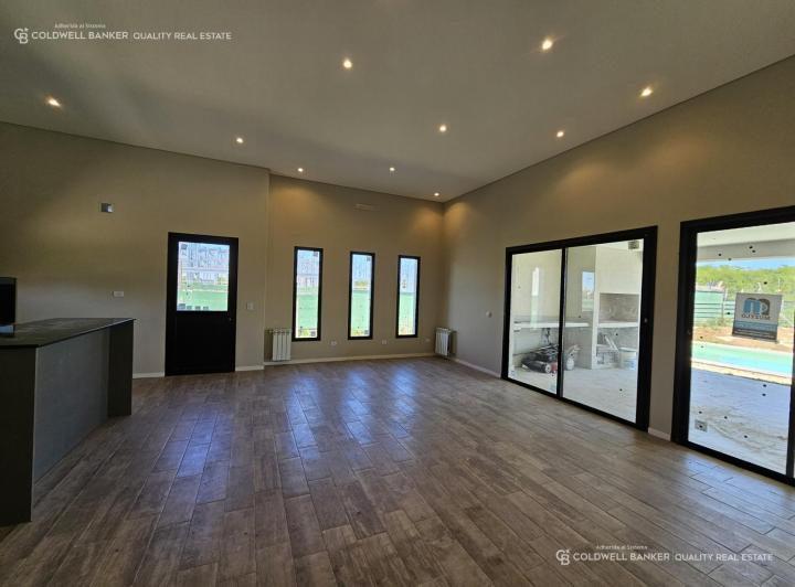 Casa · 150m² · 4 Ambientes · 2 Cocheras