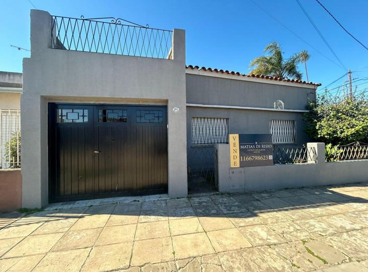 Casa · 150m² · 4 Ambientes · 1 Cochera