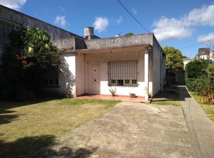 Casa · 80m² · 3 Ambientes · 1 Cochera