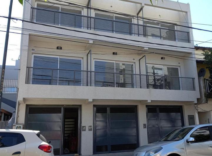 Casa · 90m² · 3 Ambientes · 1 Cochera