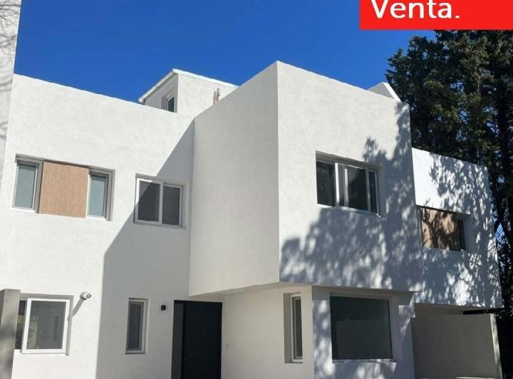 Casa · 150m² · 4 Ambientes · 2 Cocheras