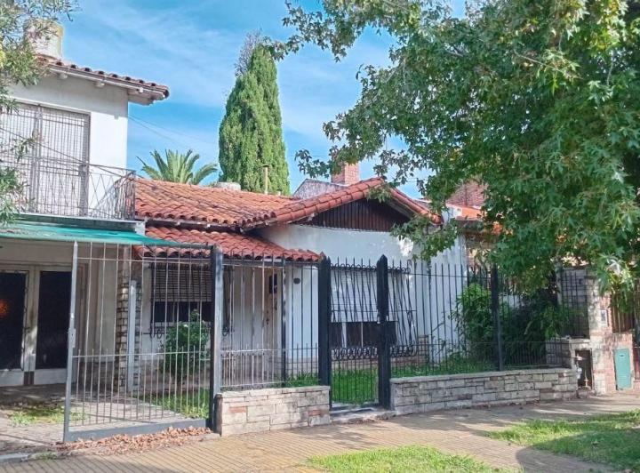 Casa · 150m² · 3 Ambientes · 1 Cochera