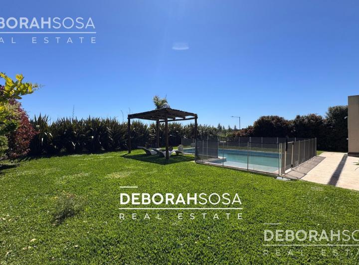 Casa · 190m² · 5 Ambientes · 5 Cocheras