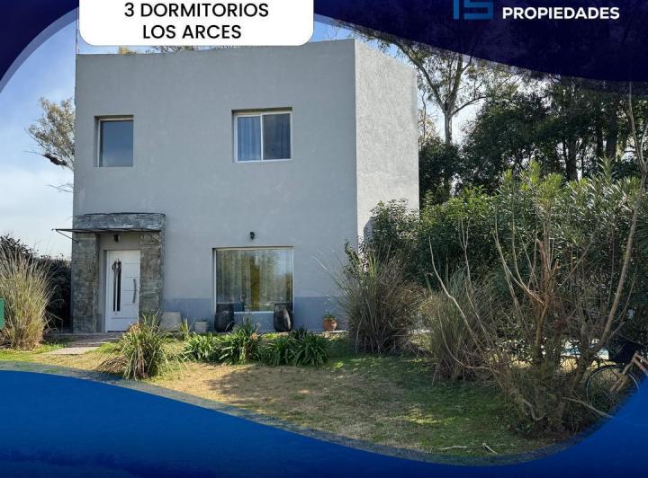 Casa · 160m² · 4 Ambientes · 2 Cocheras