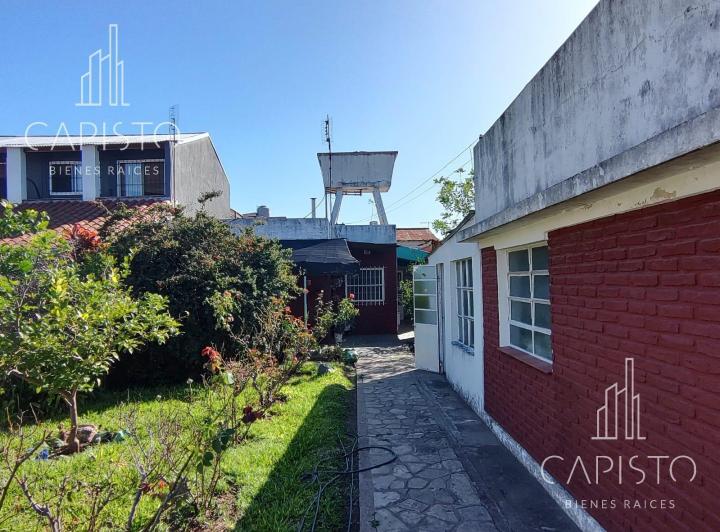 Casa · 78m² · 3 Ambientes · 3 Cocheras