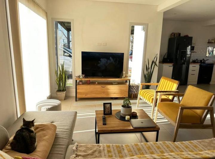 Casa · 130m² · 4 Ambientes · 2 Cocheras