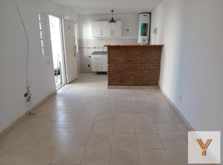 Casa · 53m² · 3 Ambientes · 1 Cochera