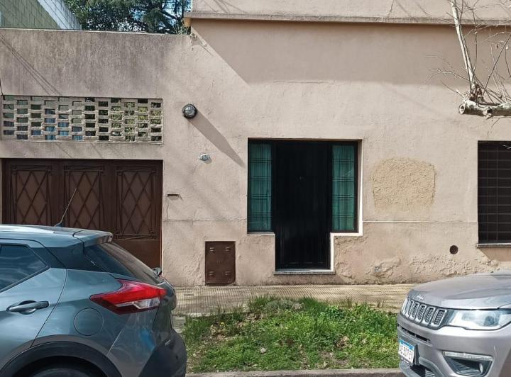 Casa · 135m² · 5 Ambientes · 1 Cochera