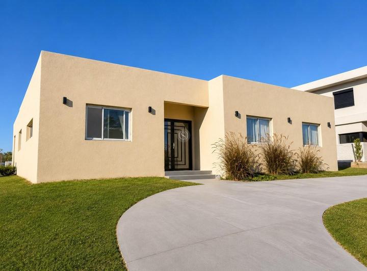 Casa · 180m² · 5 Ambientes · 1 Cochera