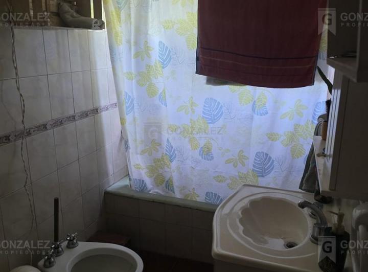 Casa · 200m² · 4 Ambientes · 1 Cochera