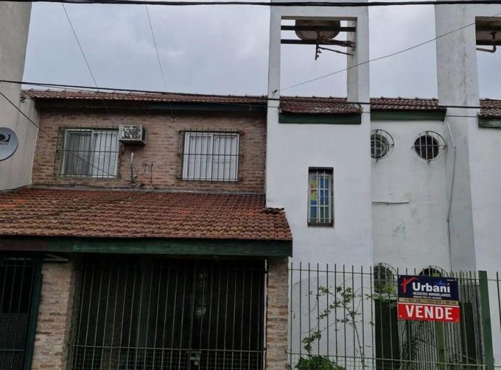 Casa · 62m² · 3 Ambientes · 1 Cochera