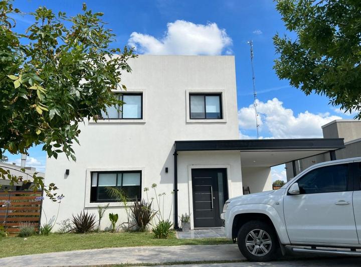 Casa · 206m² · 5 Ambientes