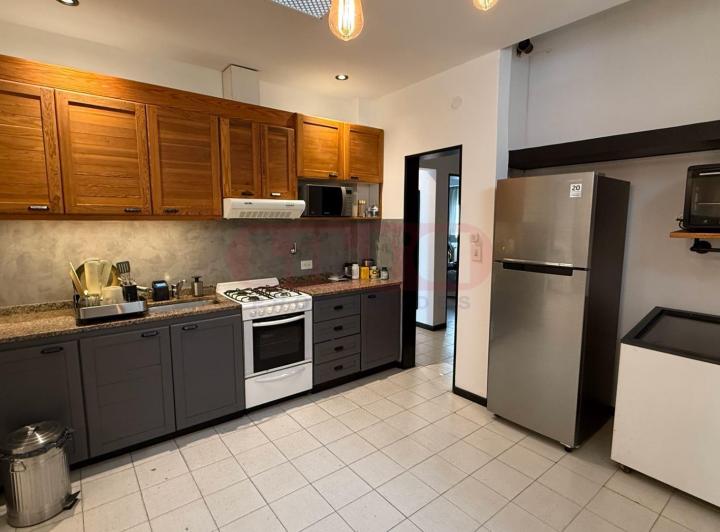 Casa · 150m² · 4 Ambientes · 1 Cochera