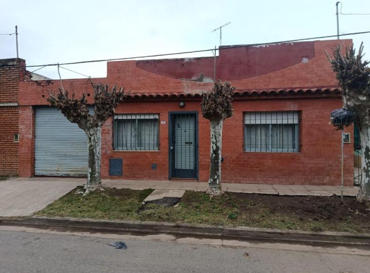 Casa · 110m² · 3 Ambientes · 1 Cochera