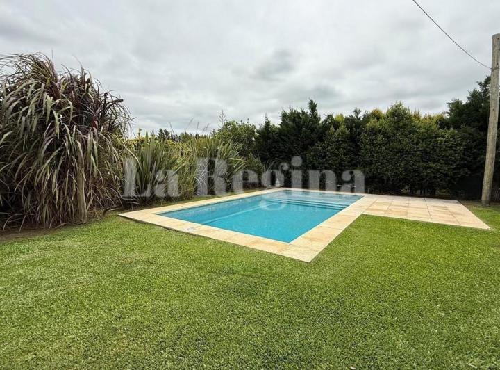 Casa · 140m² · 4 Ambientes · 1 Cochera