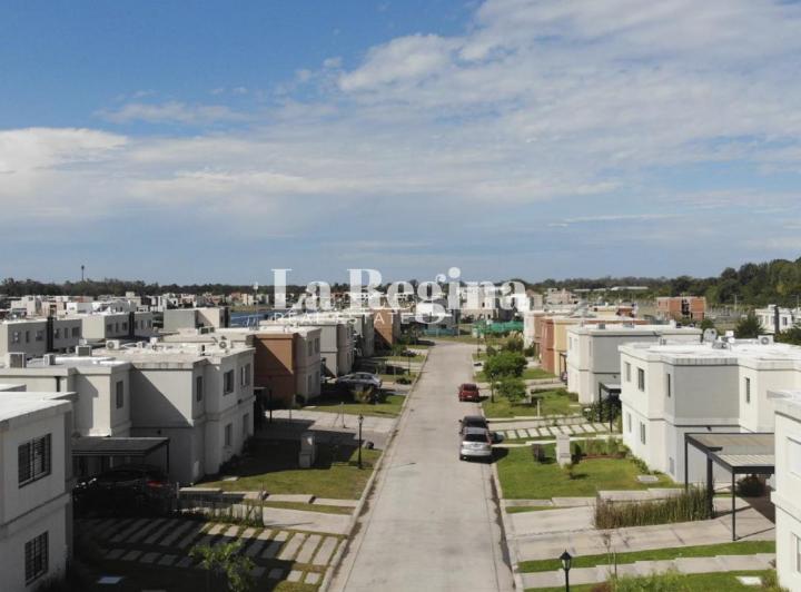 Casa · 80m² · 3 Ambientes · 1 Cochera