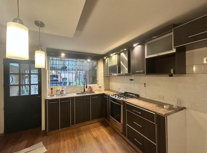 Casa · 140m² · 4 Ambientes