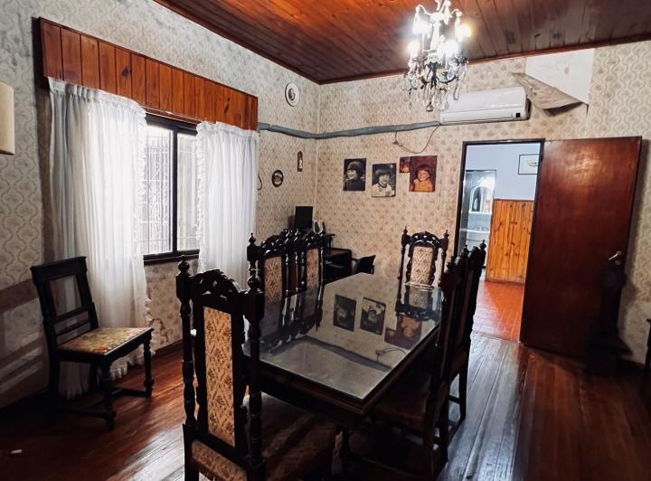 Casa · 200m² · 4 Ambientes