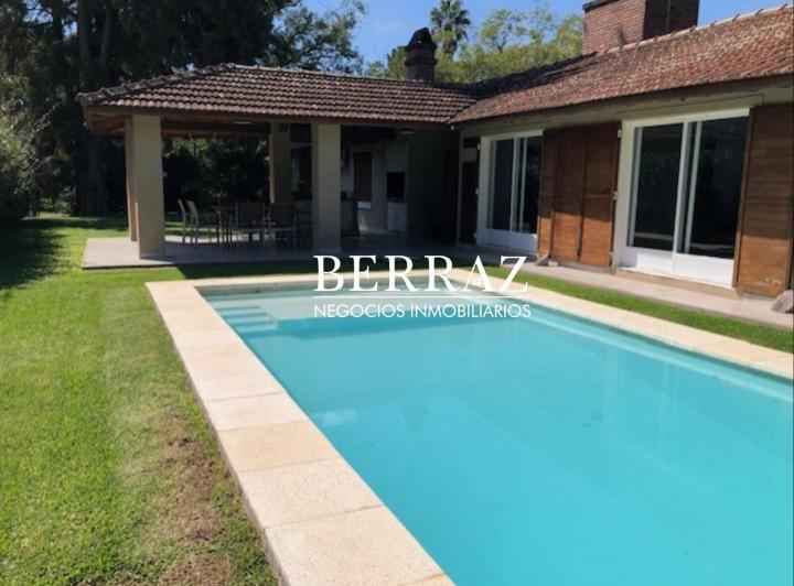 Casa · 142m² · 5 Ambientes · 2 Cocheras