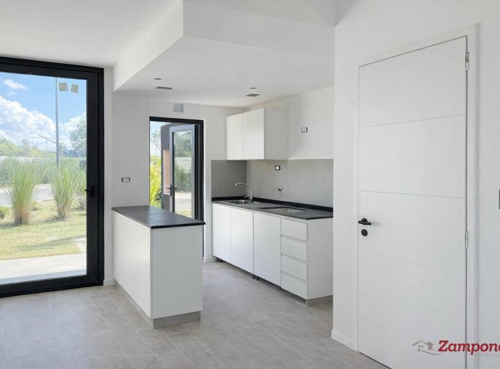 Casa · 127m² · 4 Ambientes · 1 Cochera