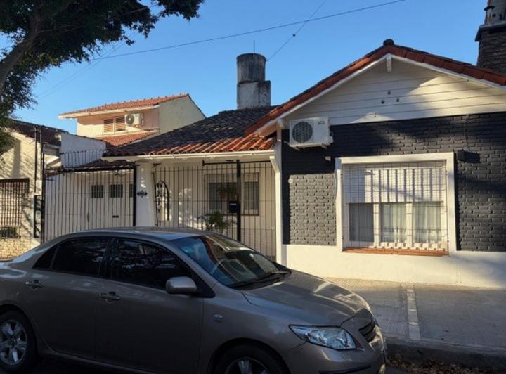 Casa · 115m² · 4 Ambientes · 1 Cochera