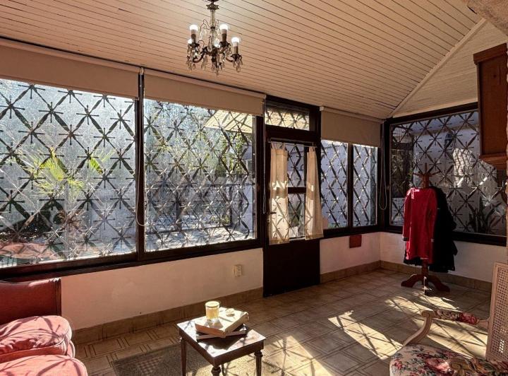Casa · 130m² · 4 Ambientes · 1 Cochera