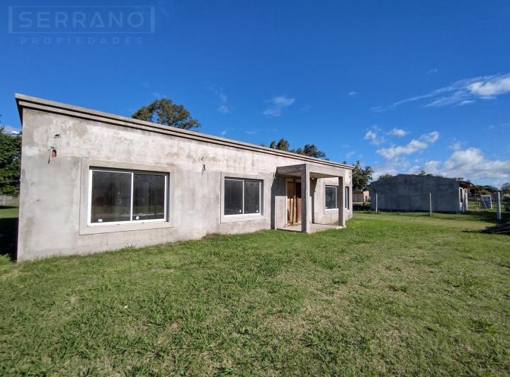 Casa · 165m² · 4 Ambientes · 1 Cochera