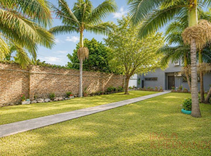 Casa · 175m² · 5 Ambientes · 1 Cochera