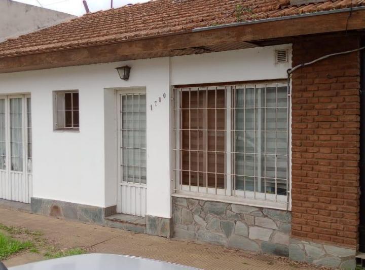 Casa · 53m² · 3 Ambientes · 1 Cochera