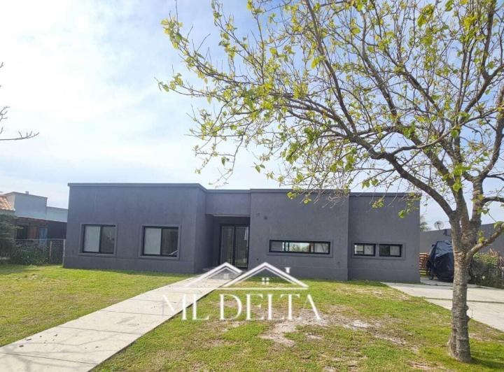 Casa · 200m² · 5 Ambientes · 2 Cocheras