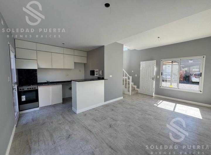 Casa · 60m² · 3 Ambientes · 1 Cochera