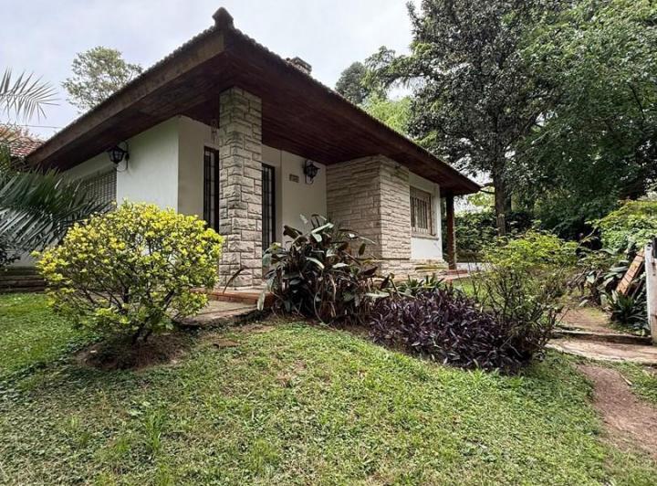 Casa · 145m² · 3 Ambientes · 1 Cochera
