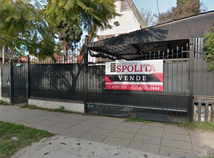 Casa · 190m² · 5 Ambientes · 3 Cocheras