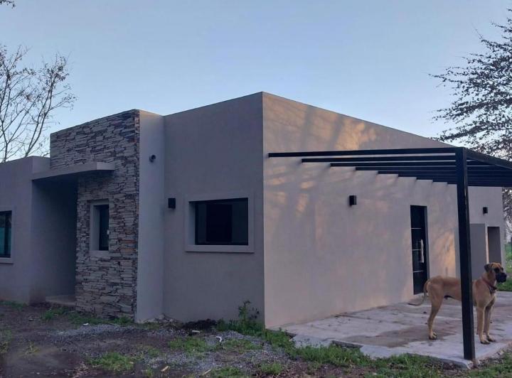 Casa · 125m² · 4 Ambientes · 1 Cochera